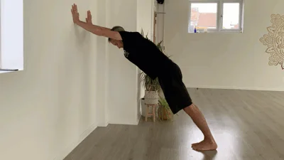 Man doing Wall Calf Raise